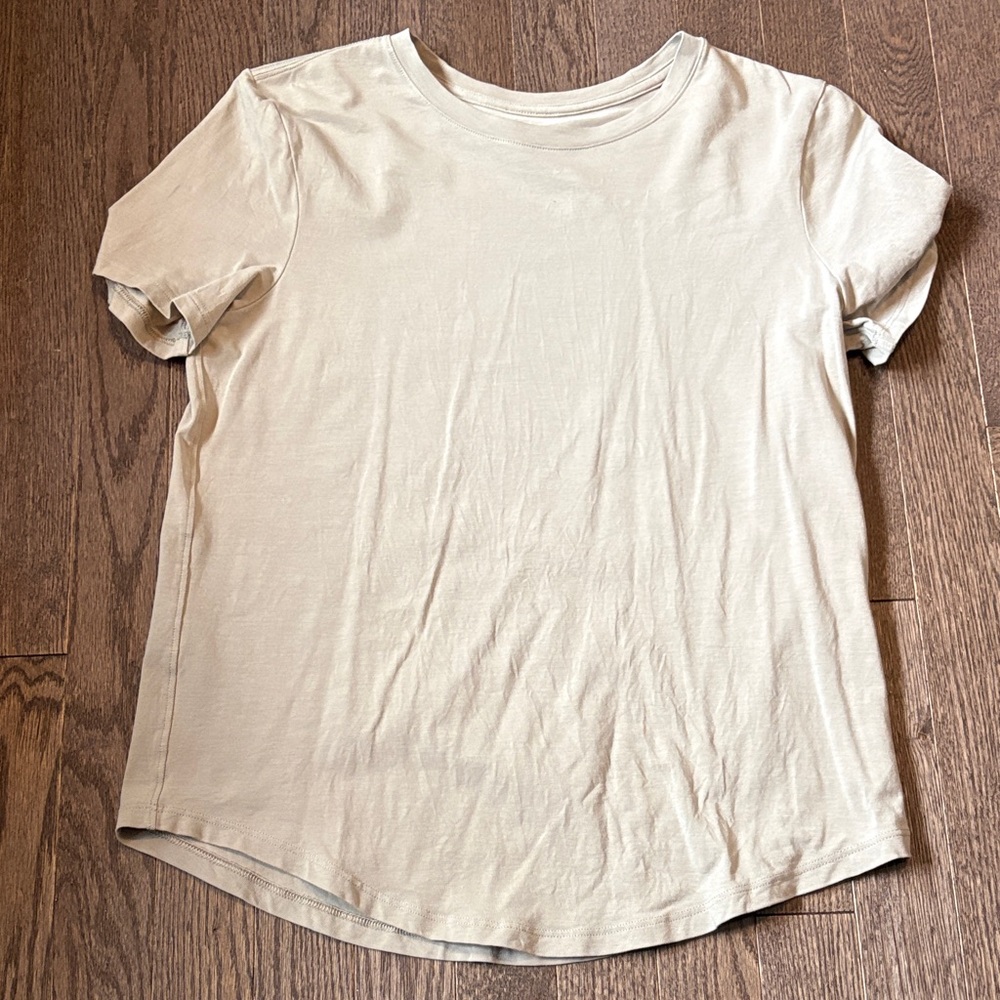 lululemon athletica Cream Short Sleeve Tee